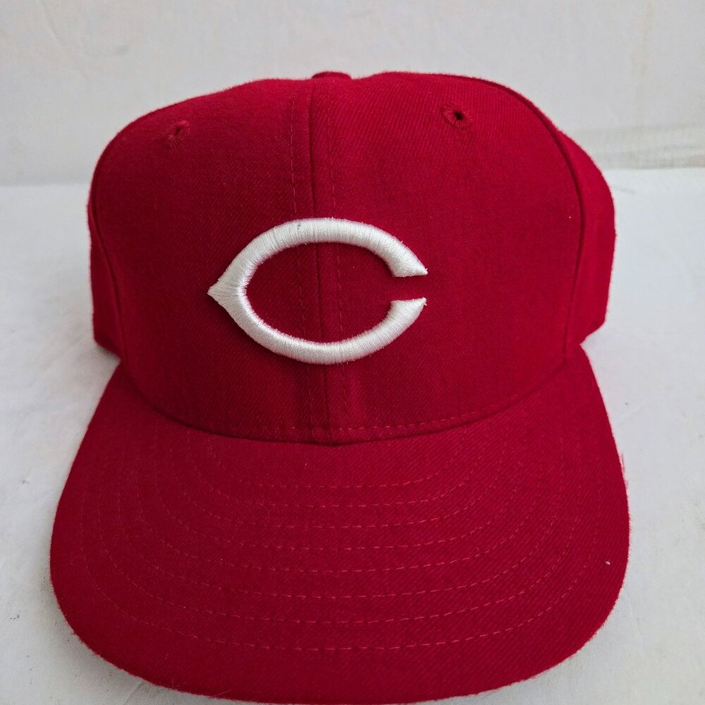 Red Snapback Adult Unisex Cincinnati Reds Baseball Cap